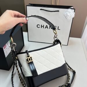 CHANELショルダーバッグ