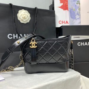 CHANELショルダーバッグ