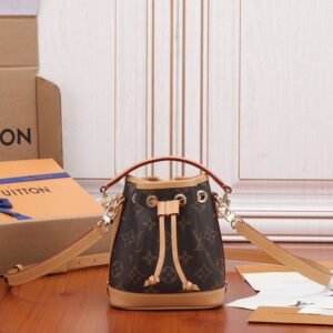 LVショルダーバッグ