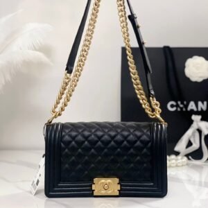 CHANELショルダーバッグ