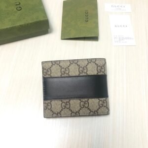 Gucci 財布